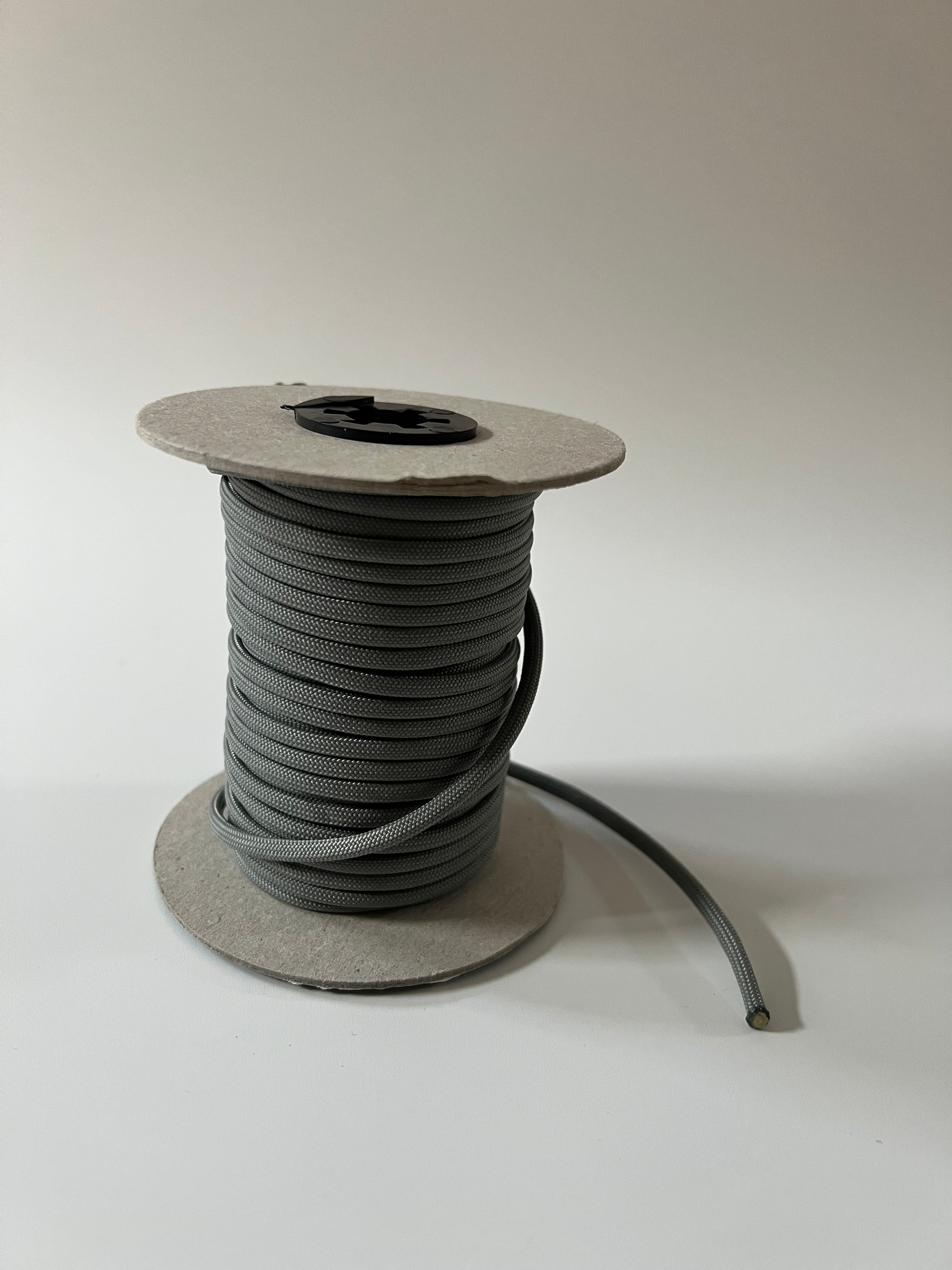 Paracord 550 Typ III Silbergrau