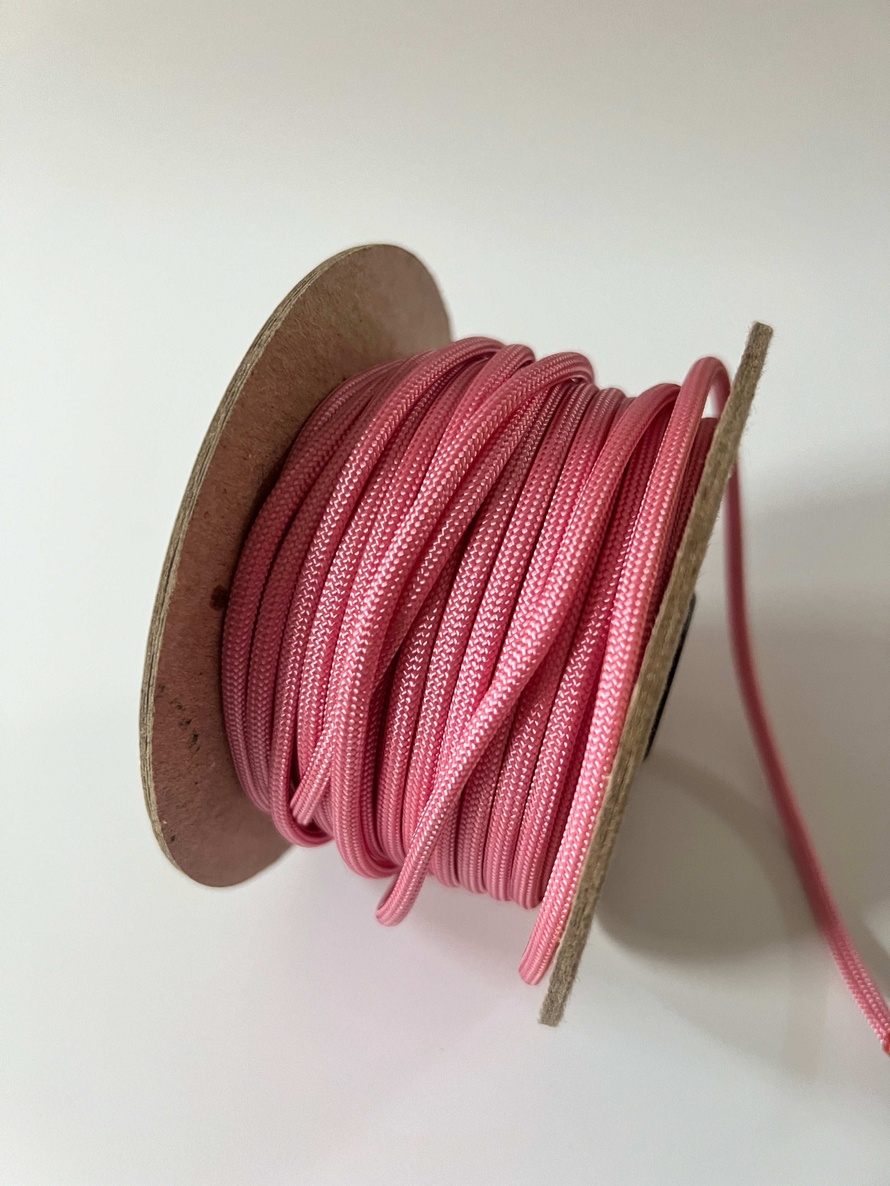 Paracord 550 Typ III Pastellrosa