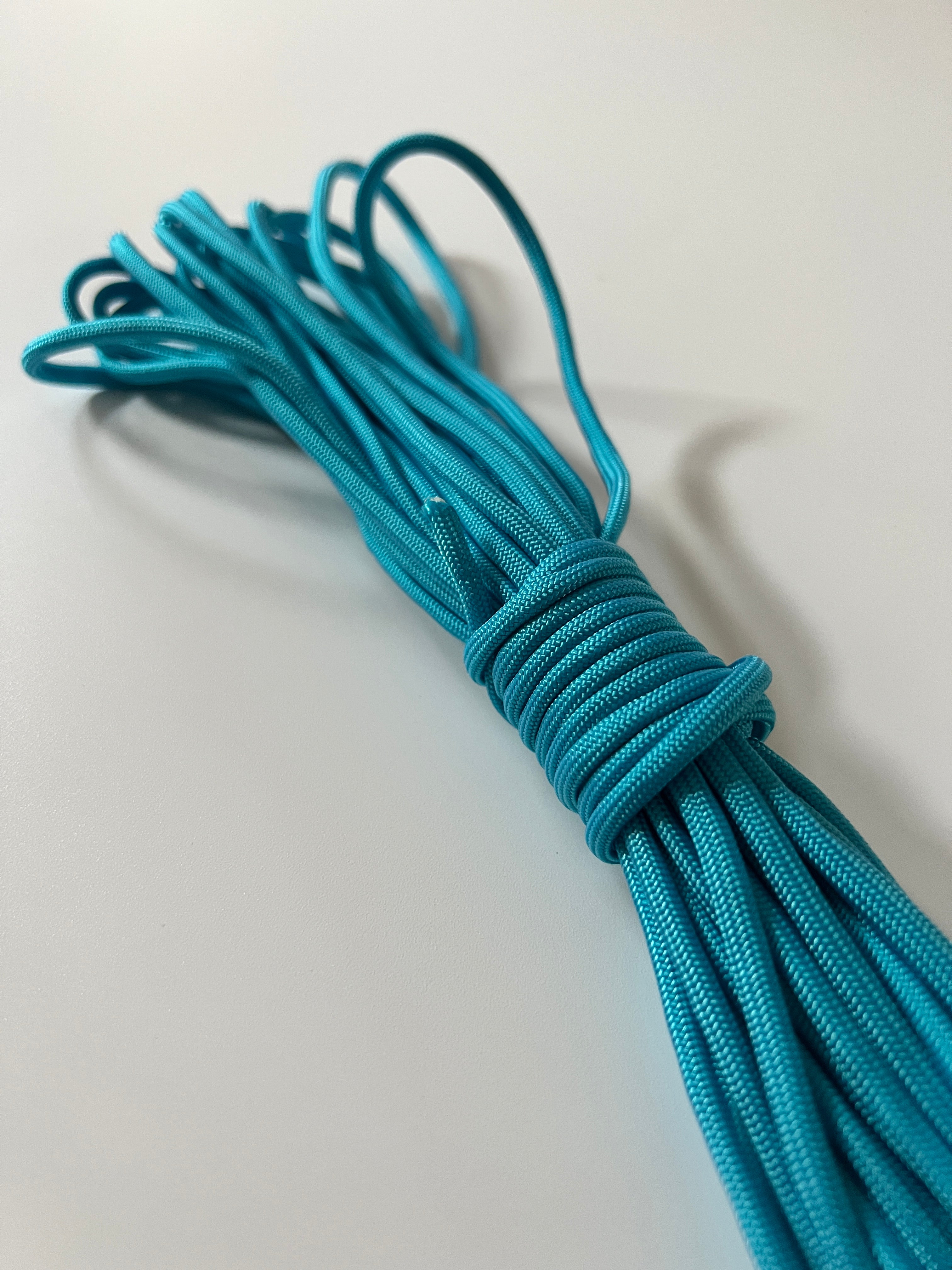 Paracord 550 Typ III Cyanblau