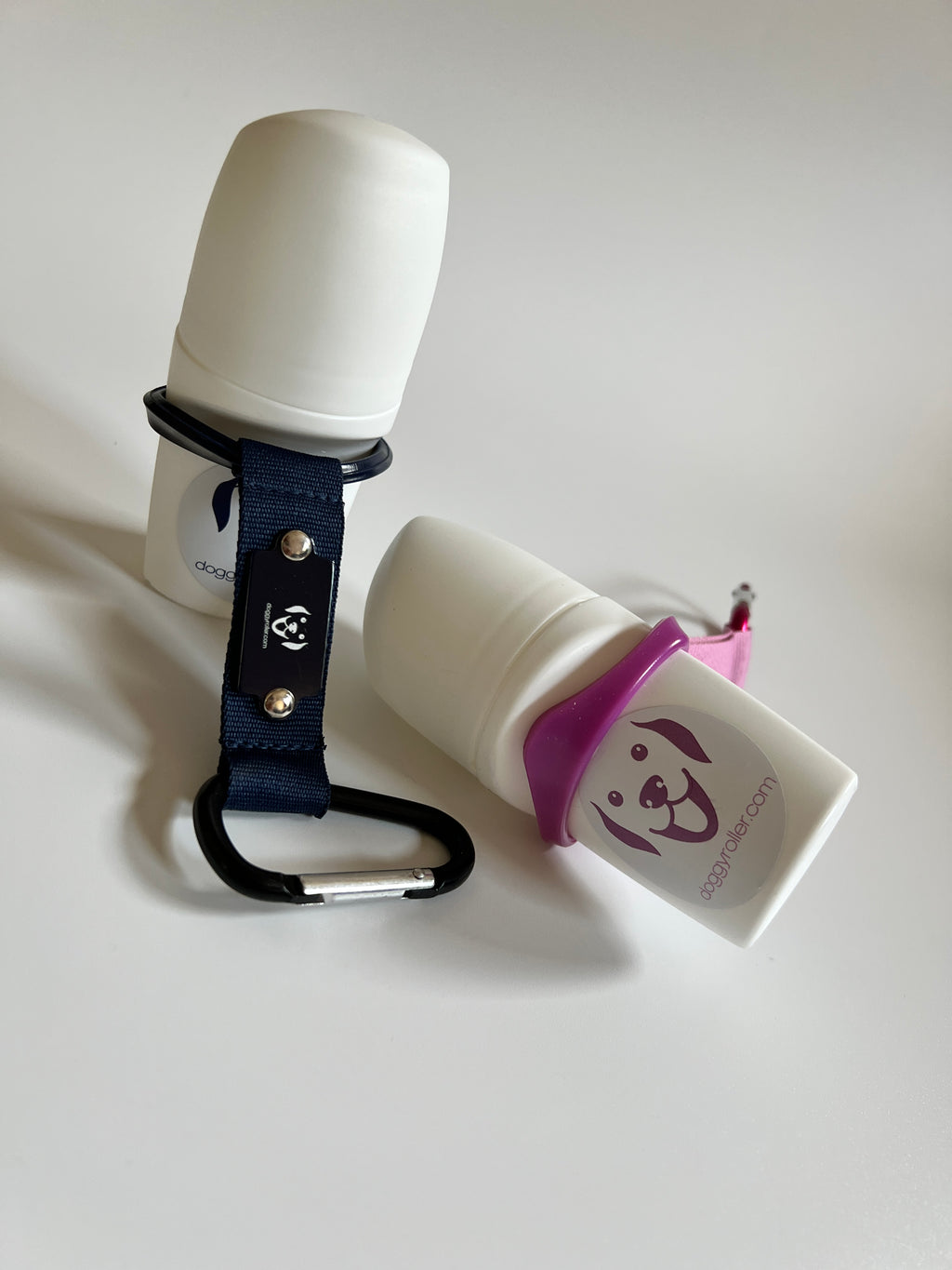 Doggyroller mit Karabinerhalterung