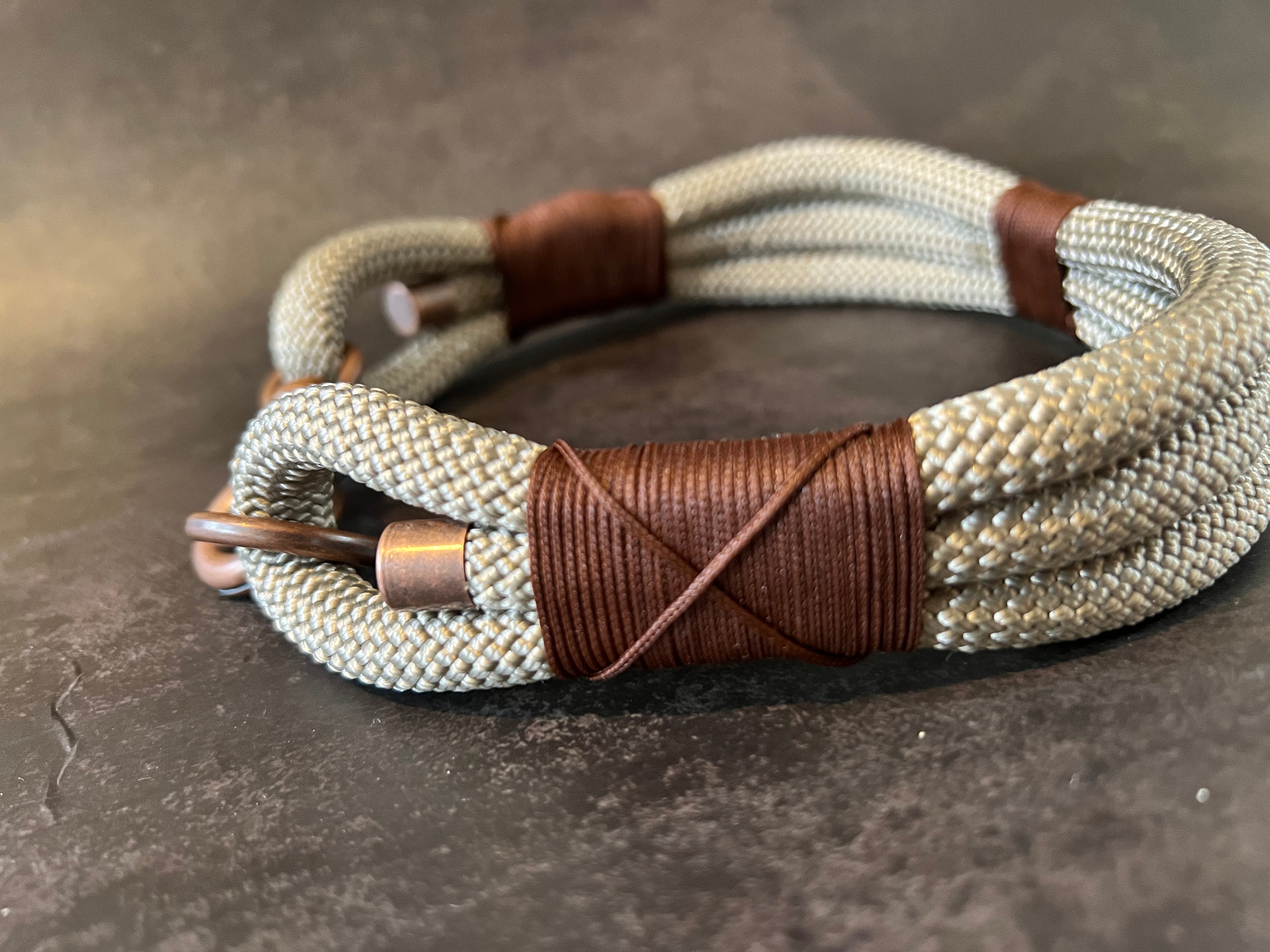 "Buddy" Halsband
